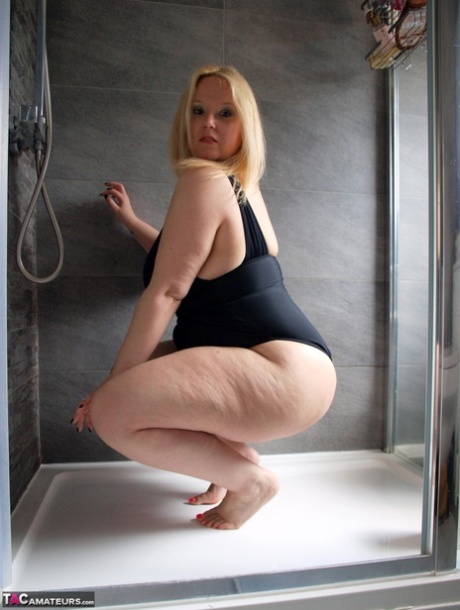 Mature Chubby Blonde - Chubby Blonde Mature Porn Pics & Nude Mature Photos - IdealMature.com