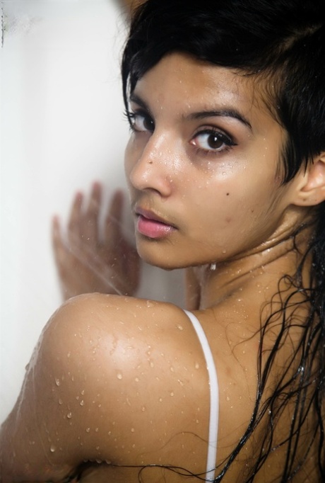 460px x 682px - Indian Desi Porn Pics & Nude Mature Photos - IdealMature.com